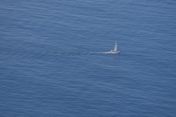 Velero Solitario