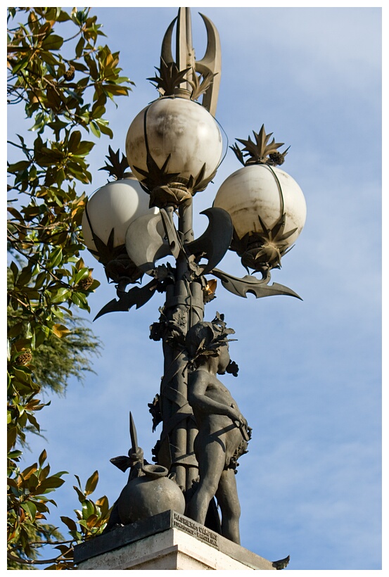 Farola del Palacio de Buenavista