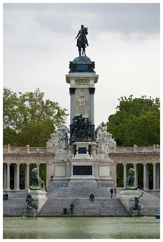 Monumento a Alfonso XII