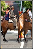 Pareja a Caballo