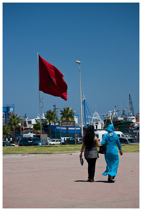 Strolling in the Port