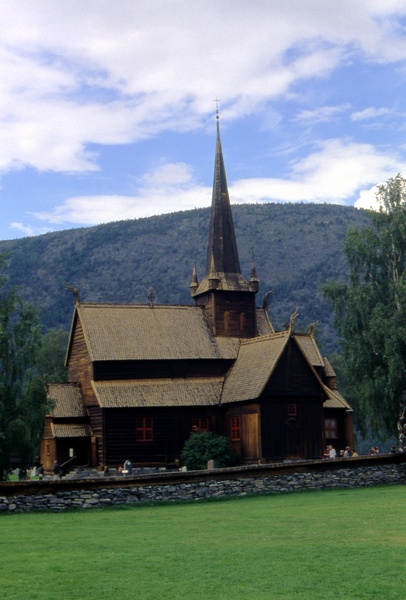 Lom Stave Church