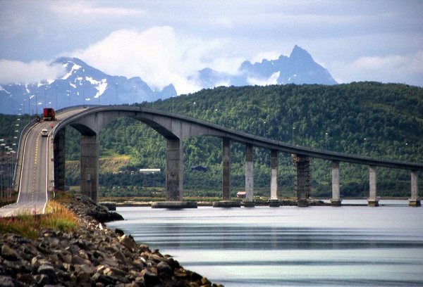 Hadsel Bridge