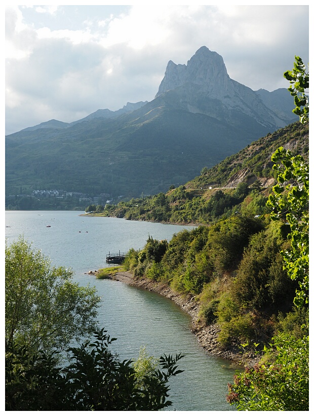 Embalse de Lanuza