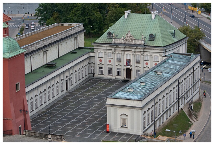 Tin-Roofed Palace