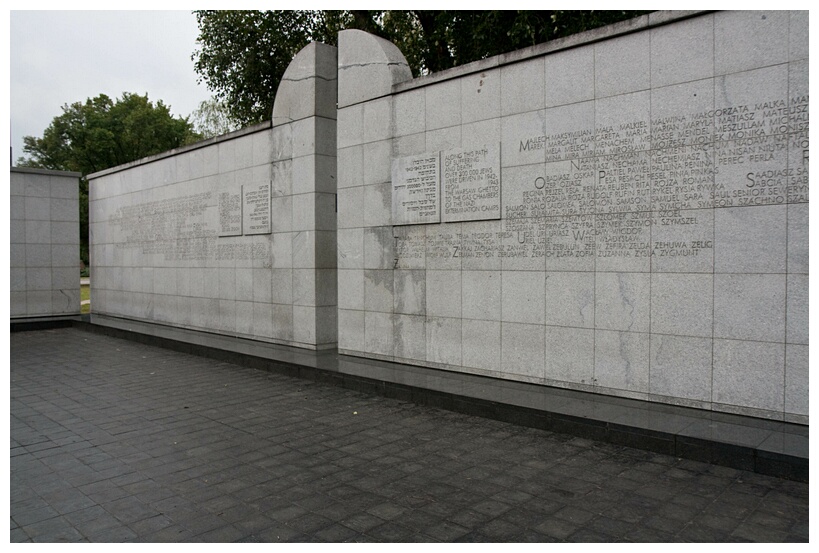 Umschlagplatz Monument