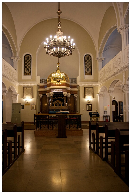 Nozyk Synagogue