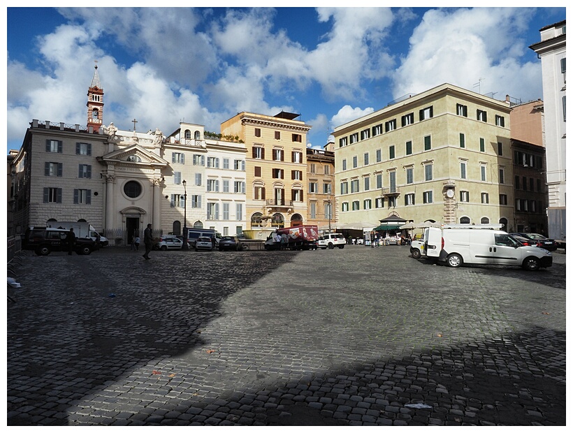 Piazza Farnese