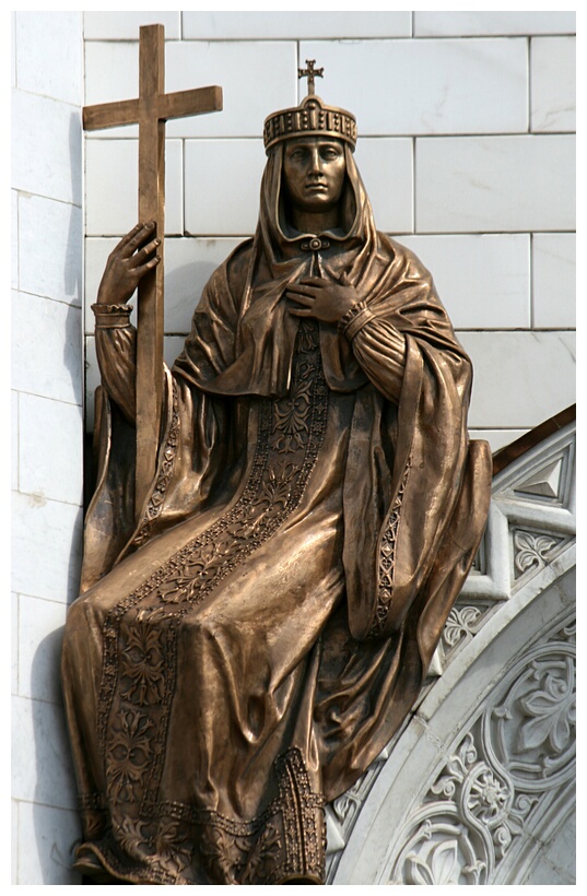 Statue at Cathedral of Christ the Saviour