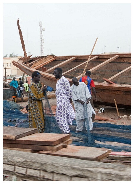 Pirogue Construction