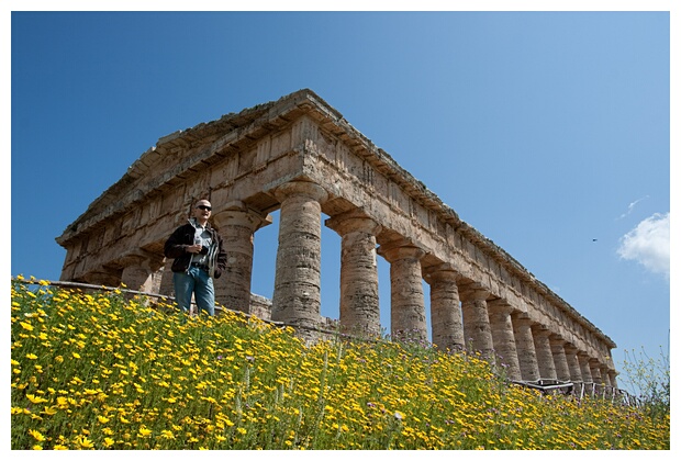 Segesta entre Flores