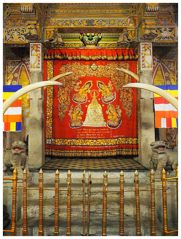 Temple of the Sacred Tooth Relic