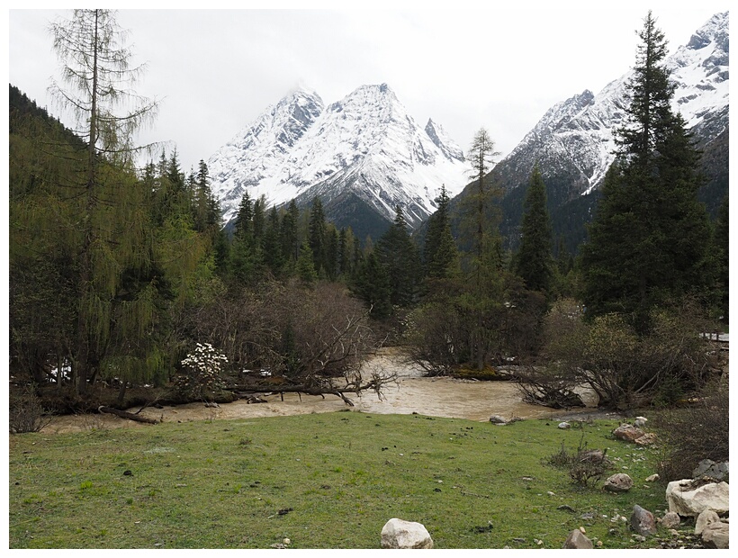 Shuangqiao Valley 