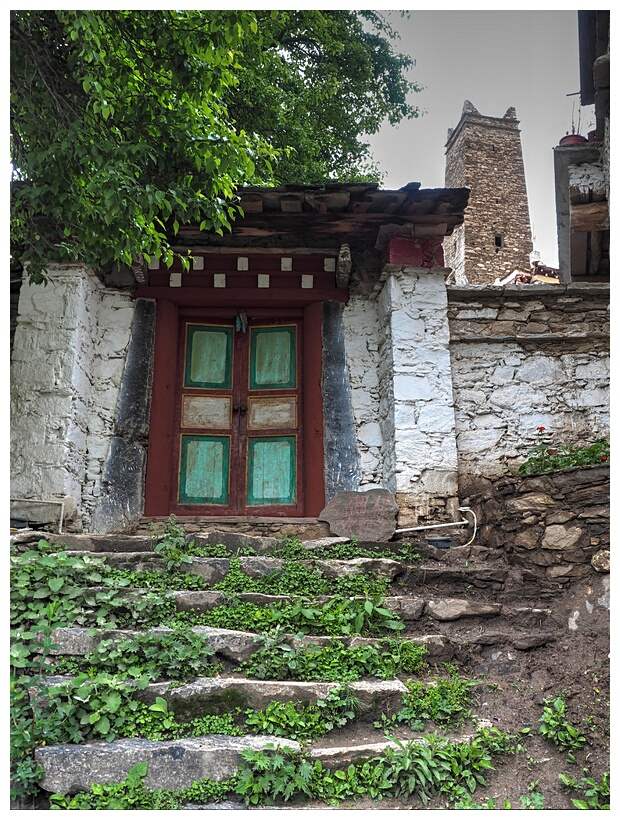 Zhonglu Village