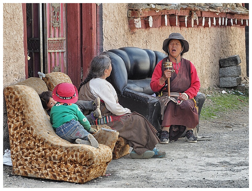 Khampa People