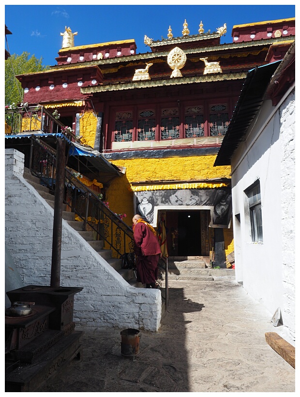 Litang Temple