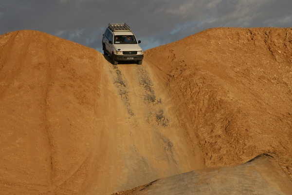 Jugando por las dunas