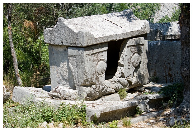 Sarcophagi Open