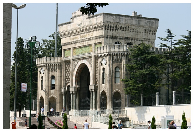 Istanbul University