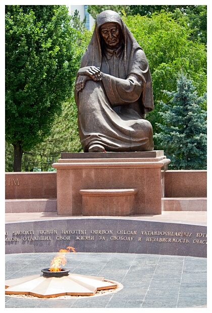 Crying Mother Monument