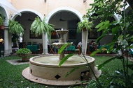 Patio Colonial