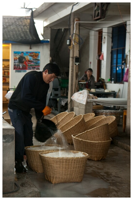 Washing Rice